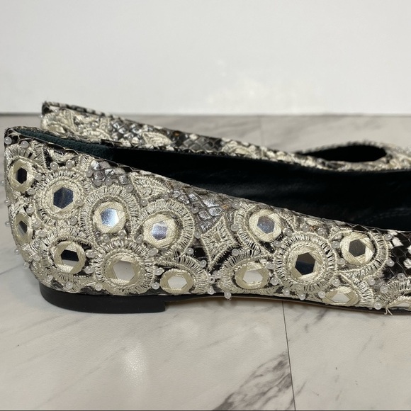 New! Tory Burch Yasmin White Embroidered Pointed Toe Flat 5 - Picture 8 of 13